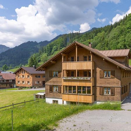 Haus Maria-Theresia Schoppernau Ngoại thất bức ảnh