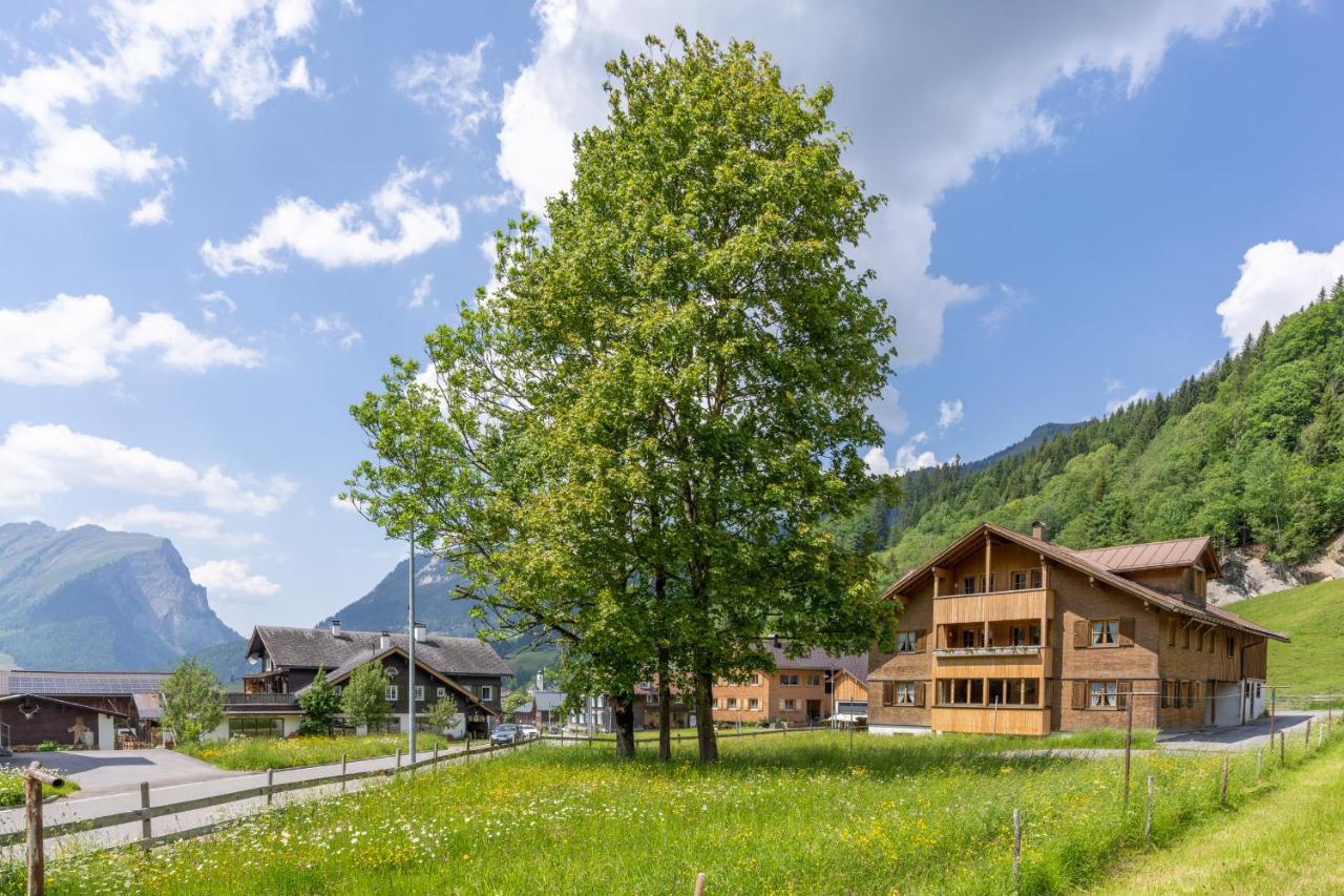 Haus Maria-Theresia Schoppernau Ngoại thất bức ảnh