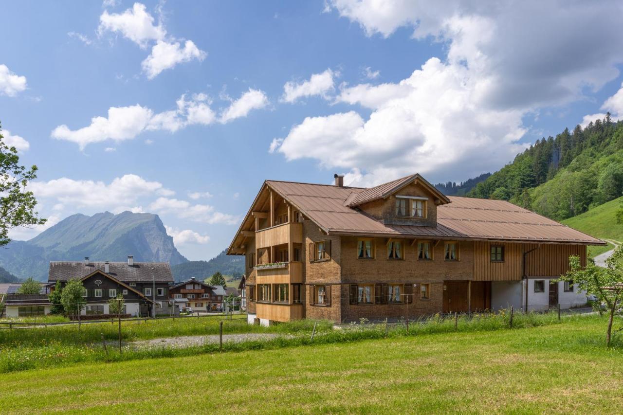 Haus Maria-Theresia Schoppernau Ngoại thất bức ảnh