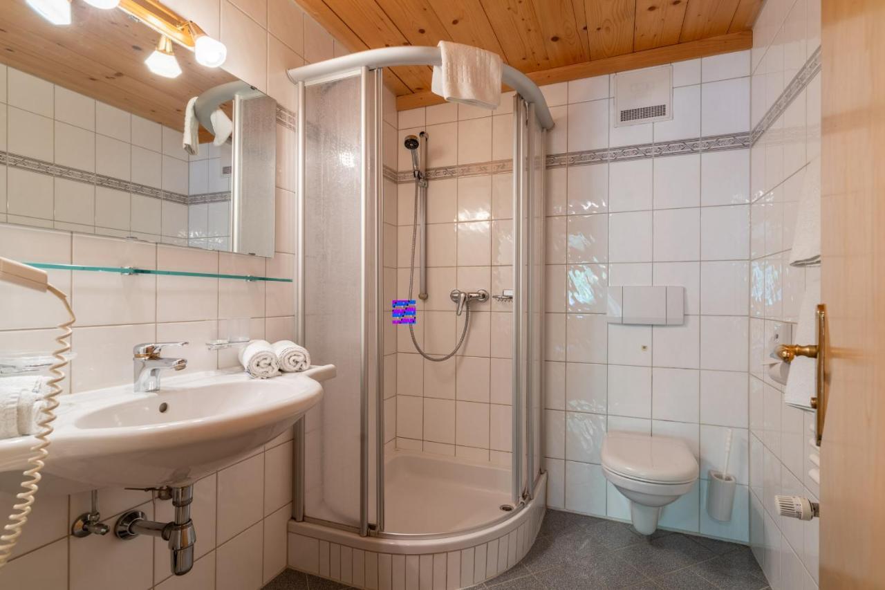 Haus Maria-Theresia Schoppernau Ngoại thất bức ảnh
